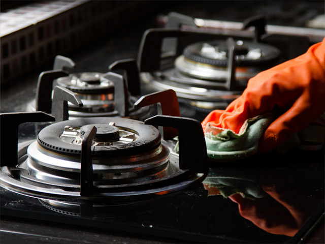 Expert Tips and Tricks for Cleaning Stove Burners
